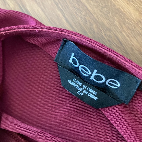 Beautiful Bebe peplum top Floral Embroidery size S - Picture 4 of 4